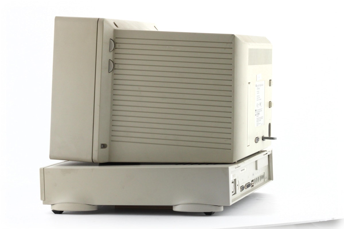 Macintosh Centris 610