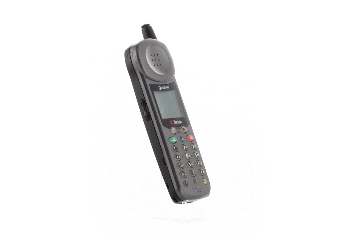 Qualcomm QCP-1960 "Thin Phone"