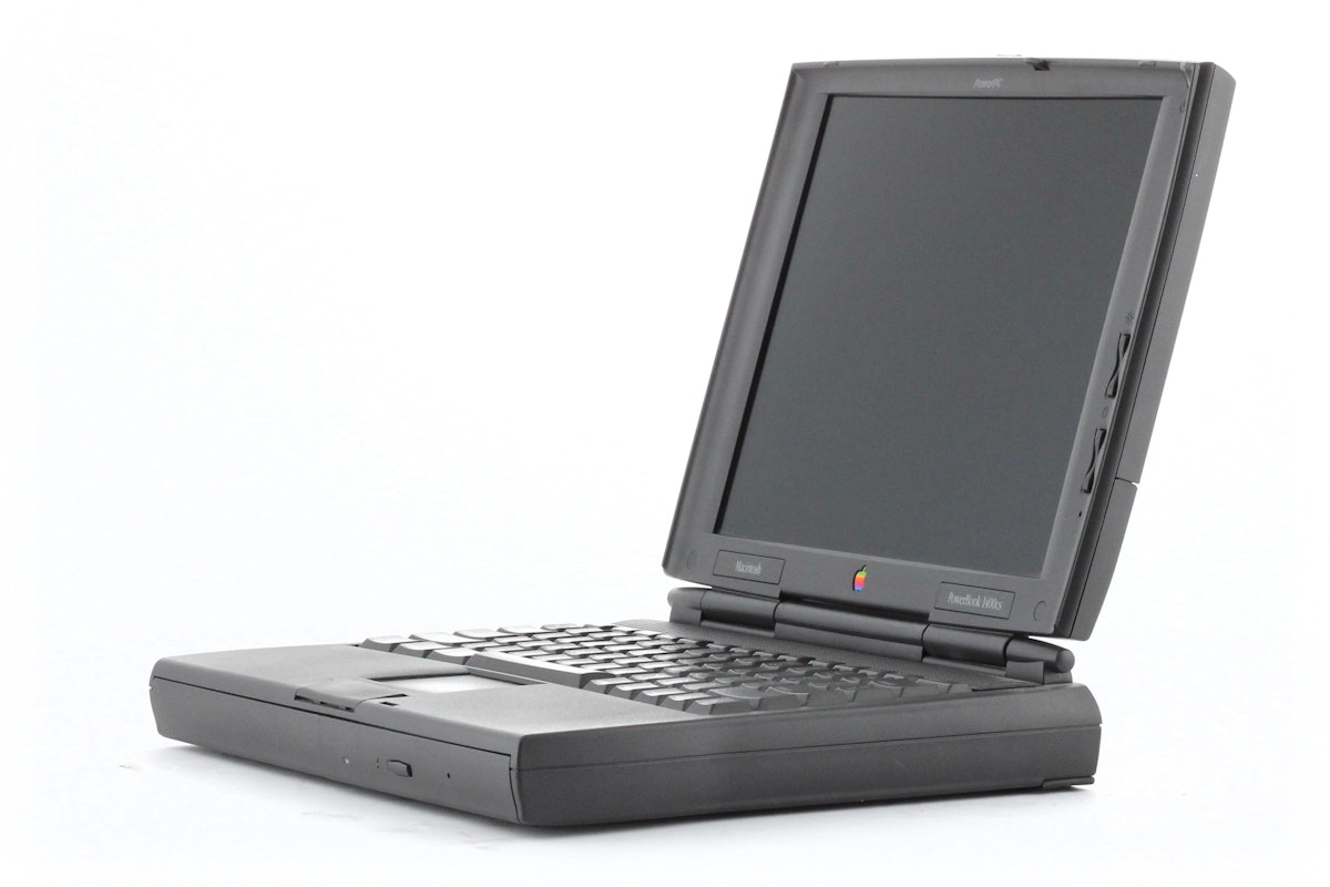 Macintosh PowerBook 1400 Series