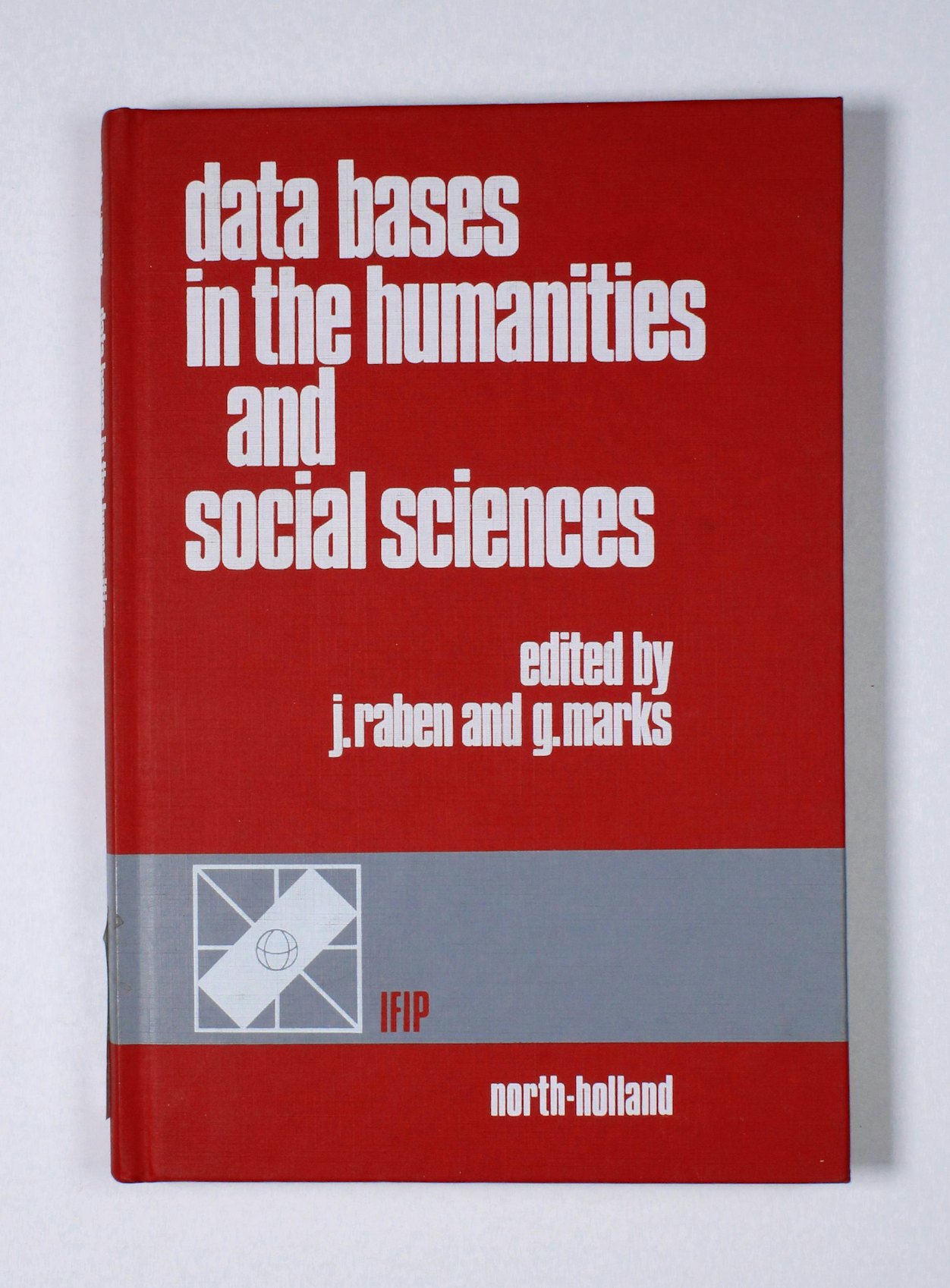 Data Bases in the Humanities and Social Sciences